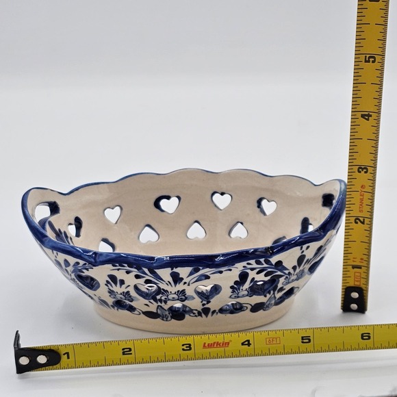 Delft Hand Painted Ceramic Dish with Handles Vintage Heart Cutout Design Holland - Picture 6 of 6